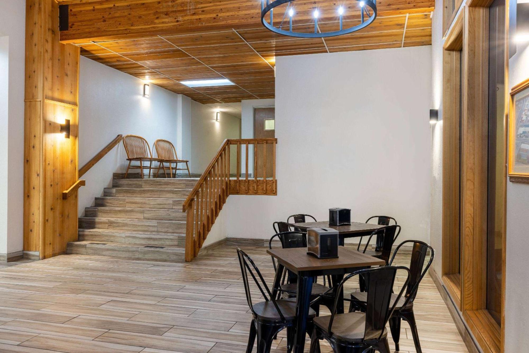 Wingate By Wyndham Butte City Center Εξωτερικό φωτογραφία